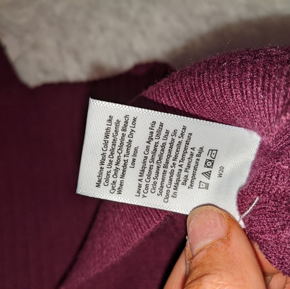 Nwt Time and Tru v-neck sweater - Picture 7 of 16